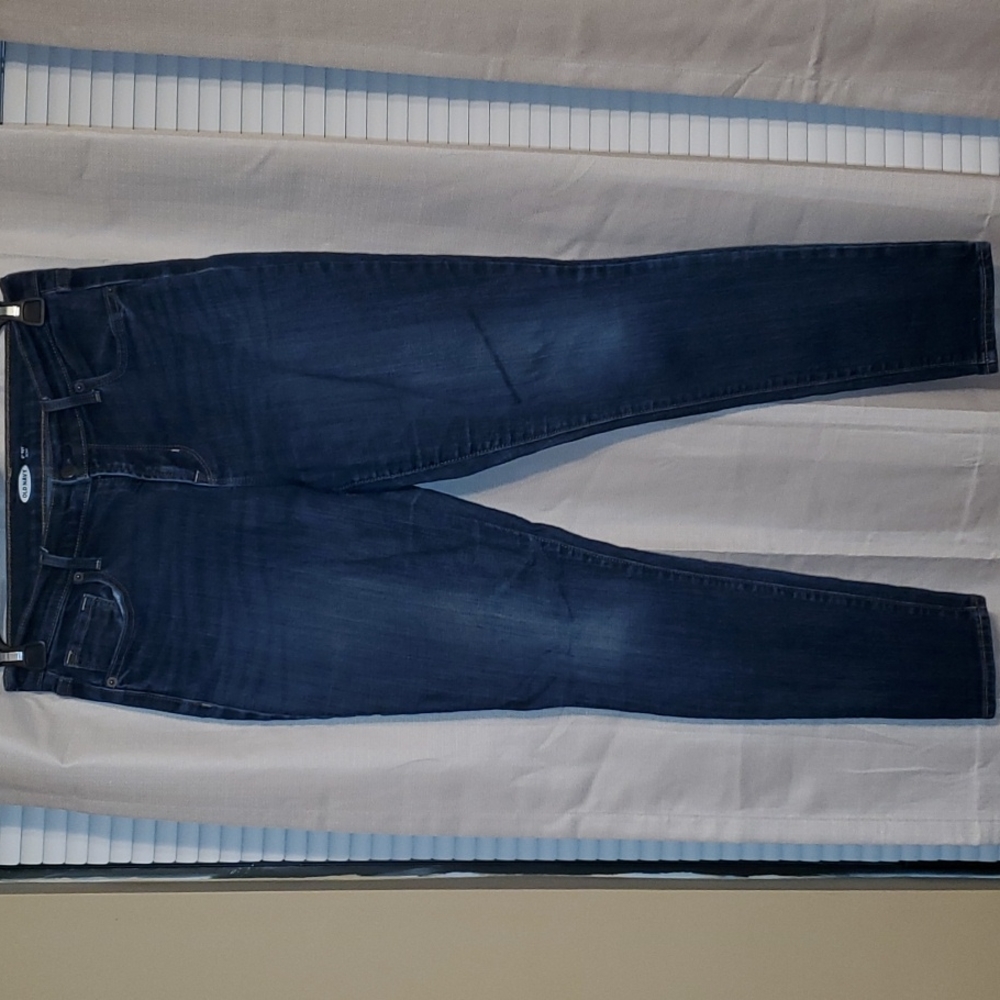 Old Navy Curvy Skinny Jeans